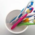 escova de dentes