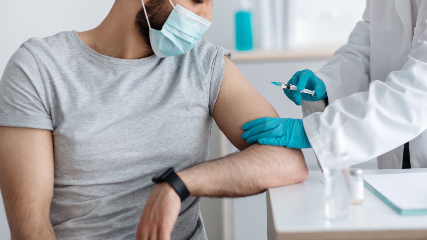 46 milhões de pessoas não tomaram o reforço no Brasil 1 1654266426 14 minSaudeCovid vaccine 46 million people did not take the