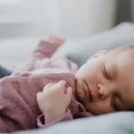 Cheerful-music-helps-babies-fall-asleep-easier