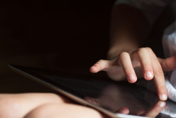 Excessive-screen-exposure-can-make-children-impulsive-and-moody