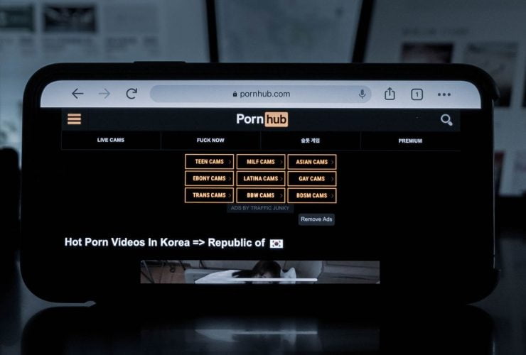 YouTube-removes-Pornhub-channel-for-violating-platform-rules