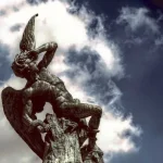 nome de lucifer quando era anjo