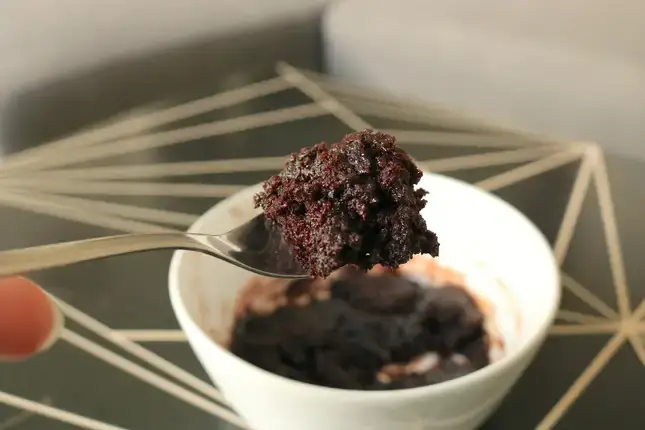 Você pode usar café para transformar a mistura de brownie em 'pudim' 28 O café expresso torna a textura do brownie macia e macia