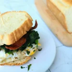 Pão de panqueca praticamente se faz sozinho