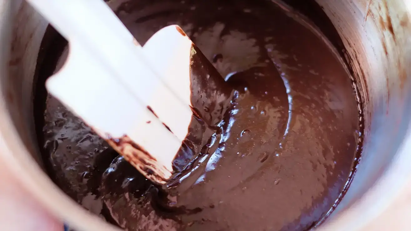 mistura de brownie em 'pudim'