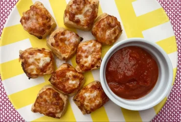 rolos de pizza de tofu folhado