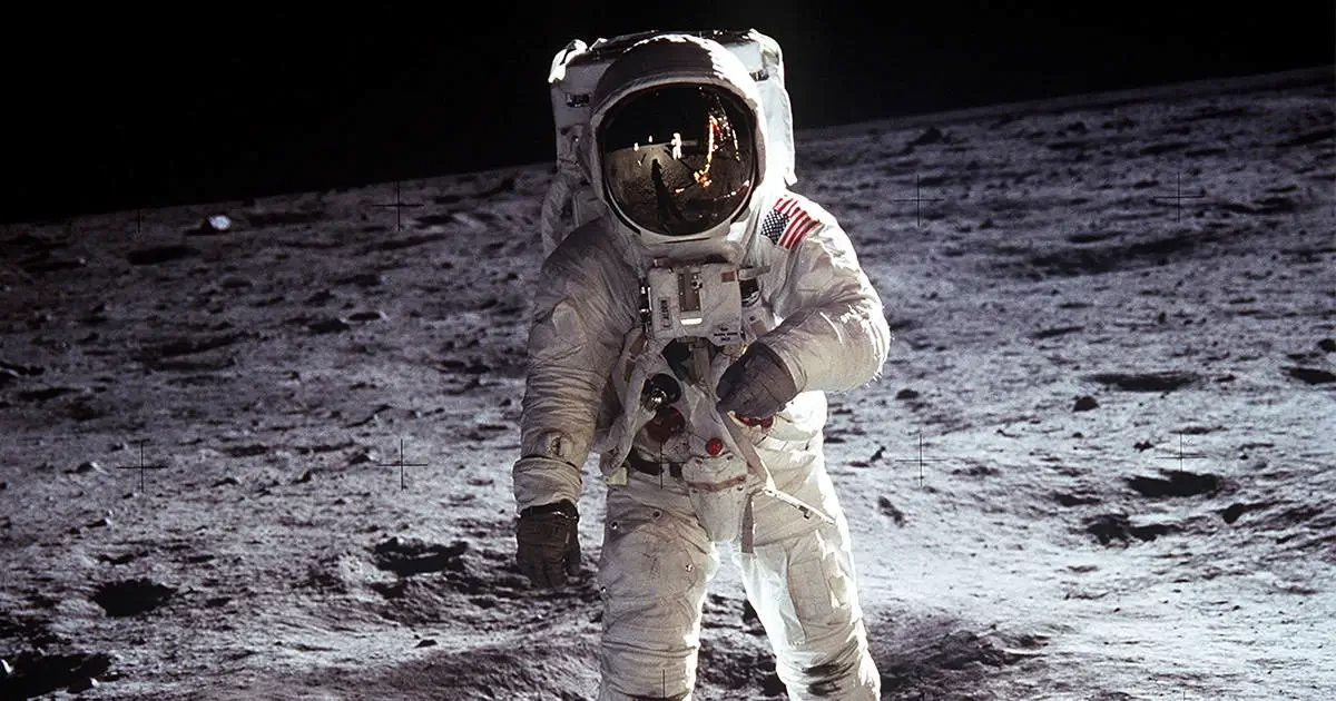sonhar com astronauta