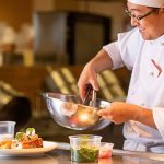 sonhar com cozinheiro