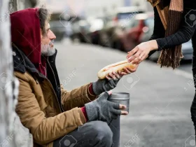 sonhar com mendigo pedindo comida