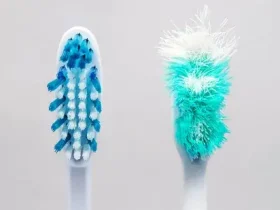 Com que frequência você deve substituir sua escova de dentes