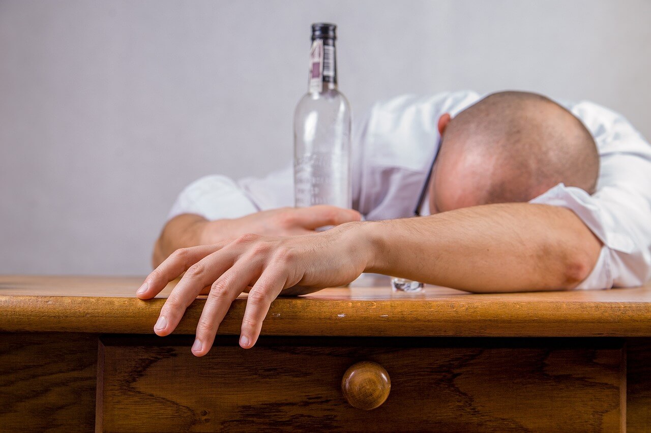 Sonhar que o alcoólatra