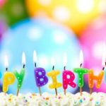 Status de aniversário romântico, desejos e legendas