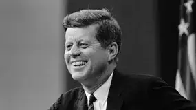 John F. Kennedy foi o homem mais jovem eleito presidente, aos 43 anos.