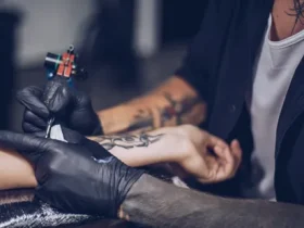tatuagens de ponto e vírgula