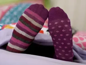 Por que as meias ajudam você a dormir melhor 4 meias