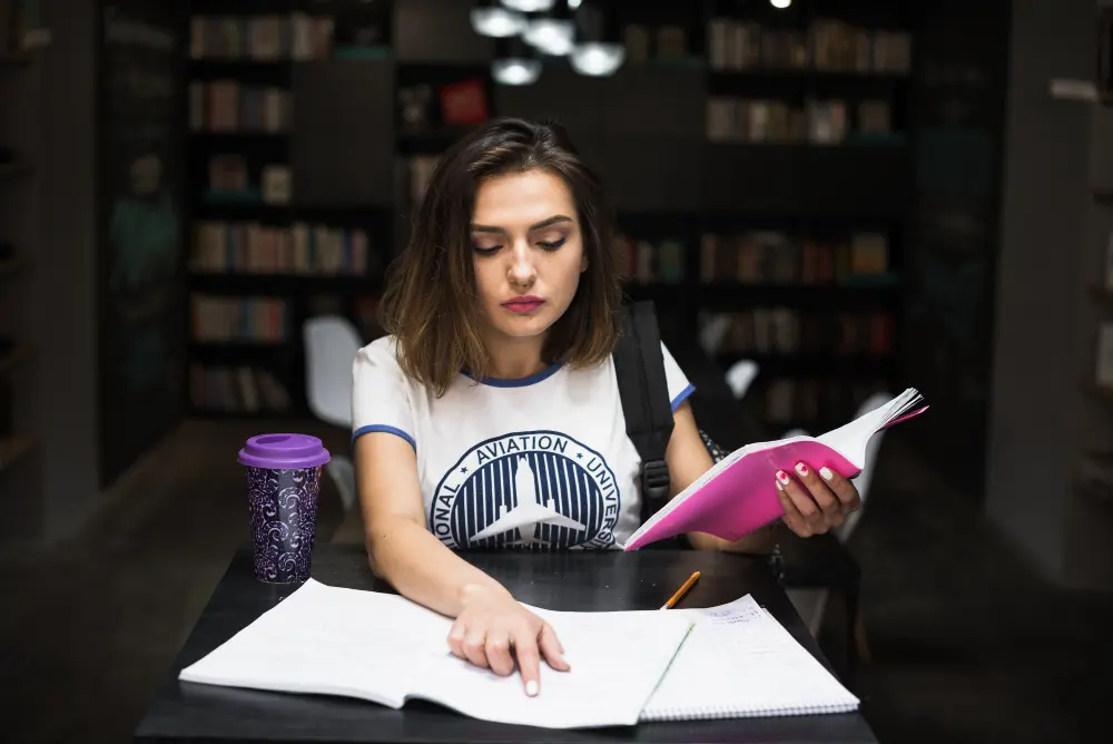 Aluna estremamente concetrada nos estudos