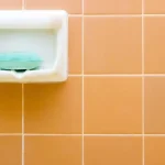 Você deve usar gel de banho, sabonete líquido ou sabonete em barra