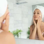 rotina básica de cuidados com a pele