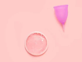 O que é um disco menstrual e como usá-lo? 3 disco menstrual