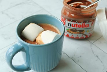Você deve fazer chocolate quente com Nutella imediatamente 3 Nutella