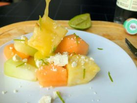 saladas com um vinagrete