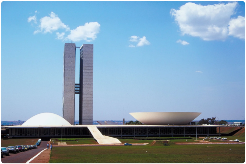 Como Revisar Capa ABNT para um TCC sobre Concursos Públicos em Brasília? 1 unnamed 67
